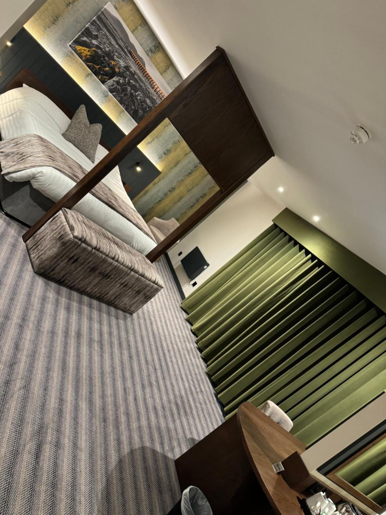 Nineteen Hotel